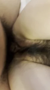 女友的骚穴每次都把肉棒包裹得很好。